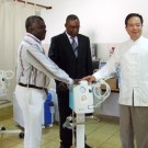Taiwan apetrecha hospital Ayres de Menezes com equipamentos de ponta