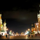 Medvedev apela a combater a ignorância para prevenir conflitos étnicos