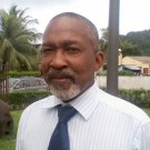 ANGELO (AITO) BONFIM ENTRE A TRAGÉDIA E A COMÉDIA