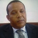 Governo defende projecto de OGE para 2012 no Parlamento