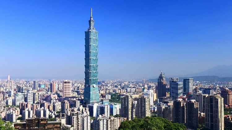 Xi Jinping descreve a salvaguarda da paz e estabilidade através do Estreito de Taiwan como o maior denominador comum entre a China e os EUA